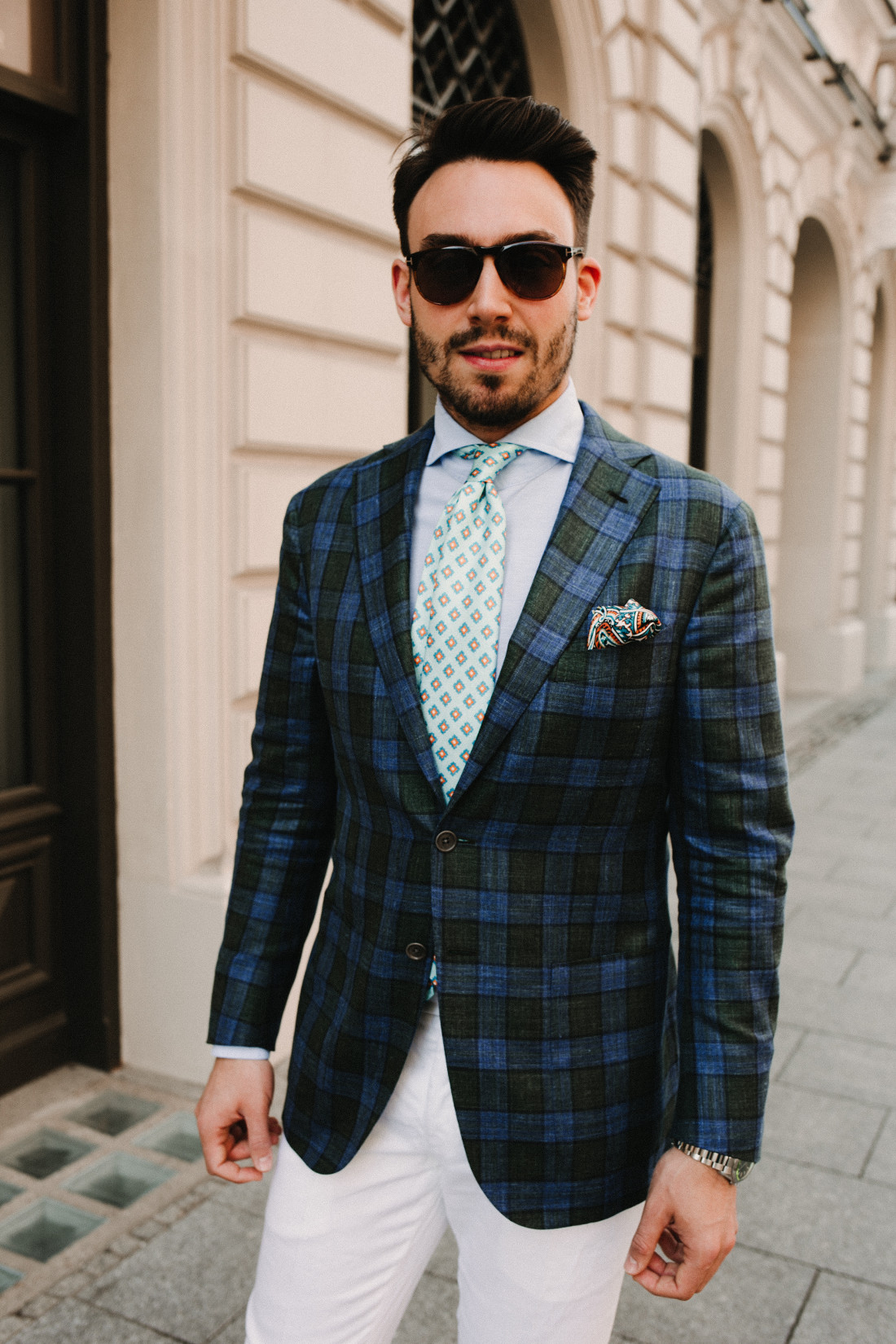 Linen outfit, Kiton tie, Santoni shoes, Tom Ford Sunglasses, Davide Made to Measure jacket